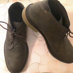Men’s/teens Brown good fellow dress shoes
